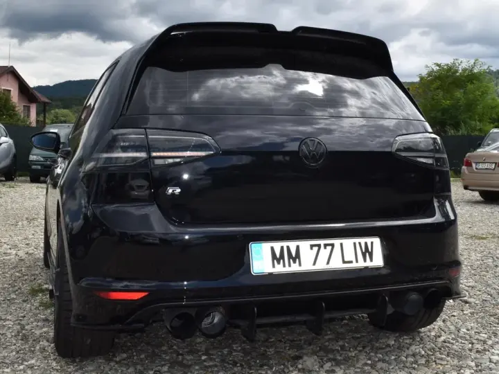 Volkswagen Golf VII