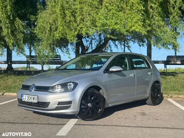 Volkswagen Golf VII 1.6 TDI BMT Comfortline