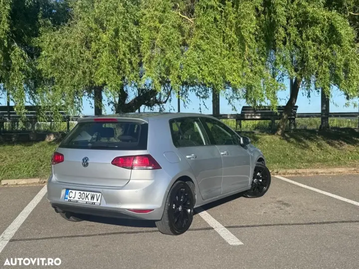 Volkswagen Golf VII 1.6 TDI BMT Comfortline