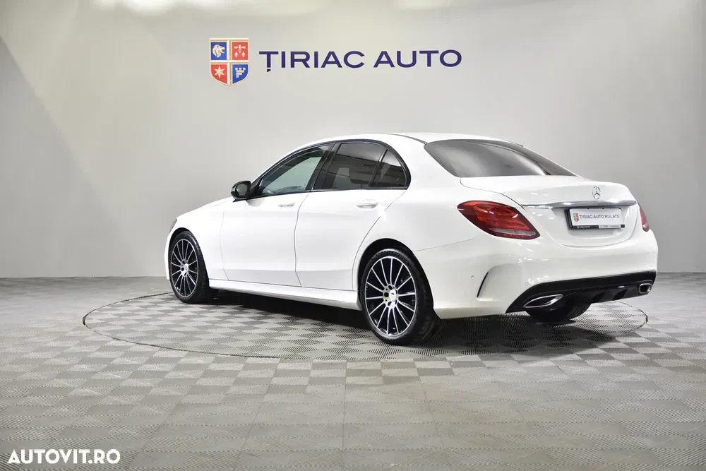 Mercedes-Benz C 400 4MATIC 9G-TRONIC AMG Line — imagine 3