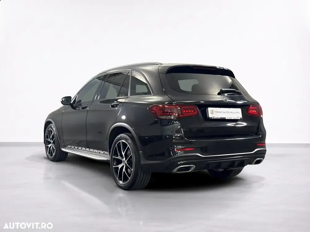 Mercedes-Benz GLC 300 d 4MATIC — imagine 3
