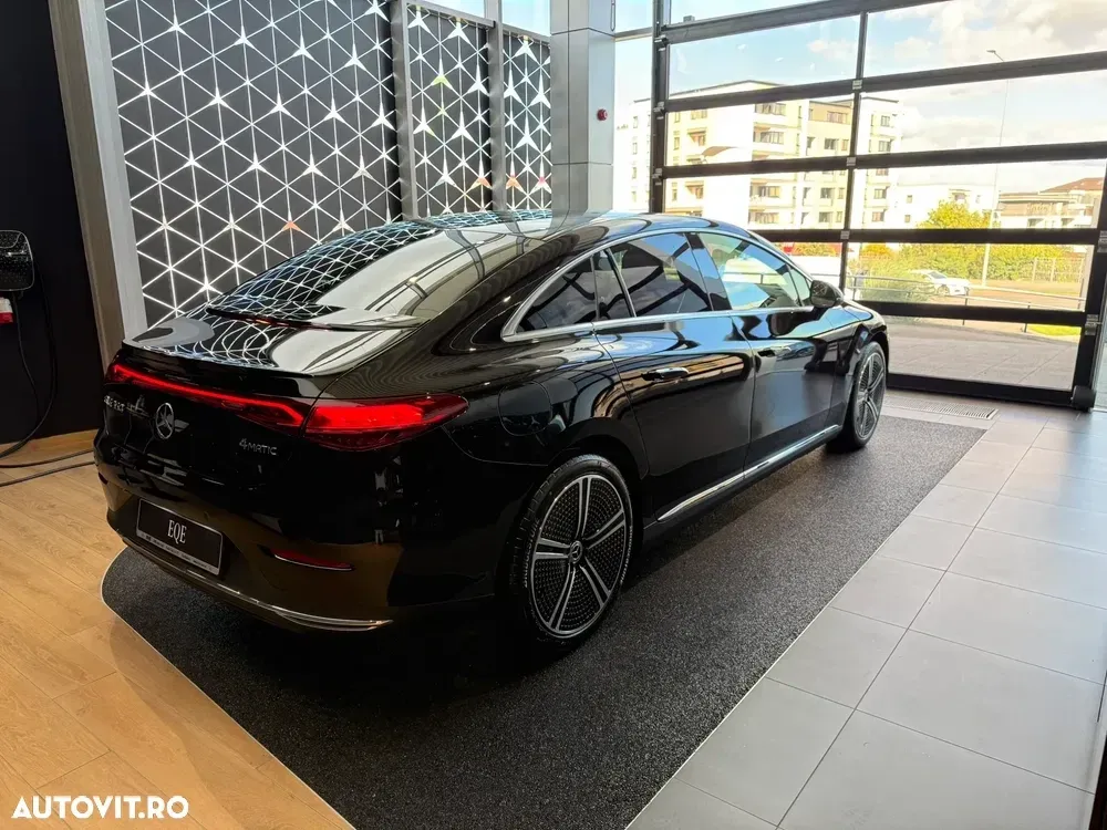 Mercedes-Benz EQE 350 4MATIC — imagine 4