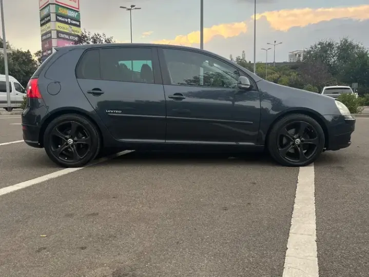 Volkswagen Golf V 2.0 TDI Comfortline