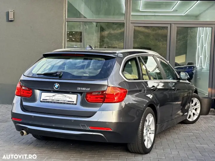 BMW Seria 3 318d Blue Performance Luxury Line