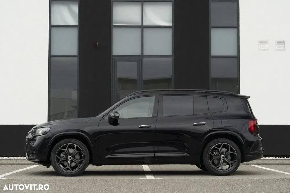 Mercedes-Benz GLB — imagine 4