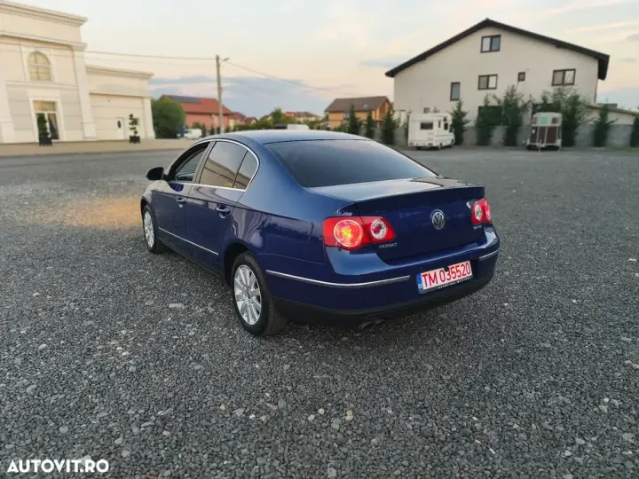 Volkswagen Passat B6 2.0 TDI DPF DSG Comfortline