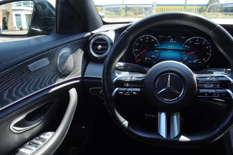 Mercedes-Benz E W214 — imagine 6