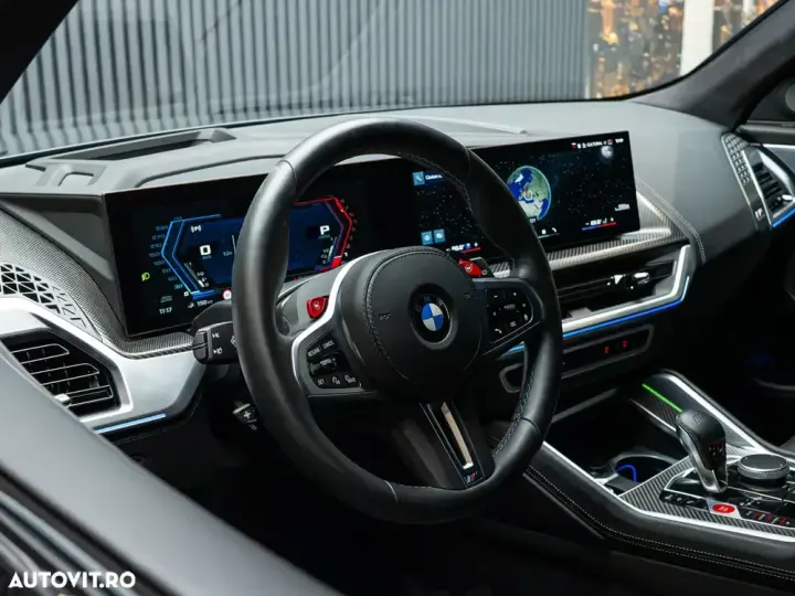 BMW XM