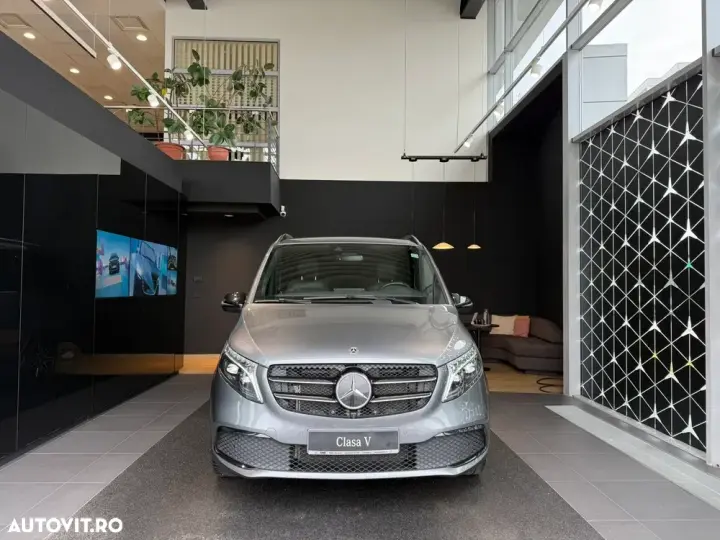 Mercedes-Benz V 300 d Lang 4Matic 9G-TRONIC