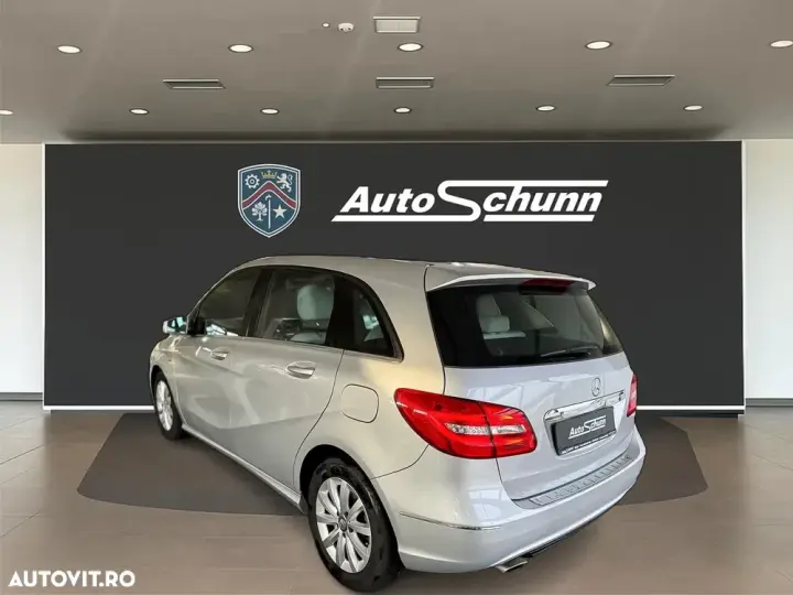 Mercedes-Benz B 200 W246 BlueEfficiency 7G-DCT