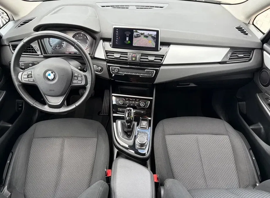 BMW Seria 2 218d xDrive Aut. Advantage — imagine 5