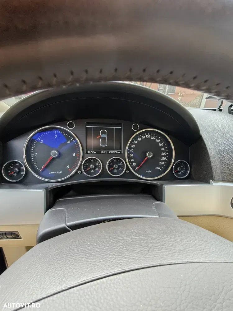Volkswagen Touareg 3.0 V6 TDI DPF Automatik Kong — imagine 2