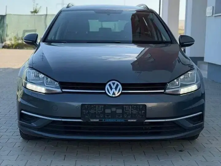 Volkswagen Golf VII 1.6 TDI DSG Comfortline