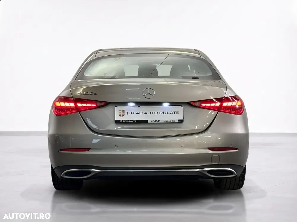 Mercedes-Benz C 300 PHEV — imagine 4
