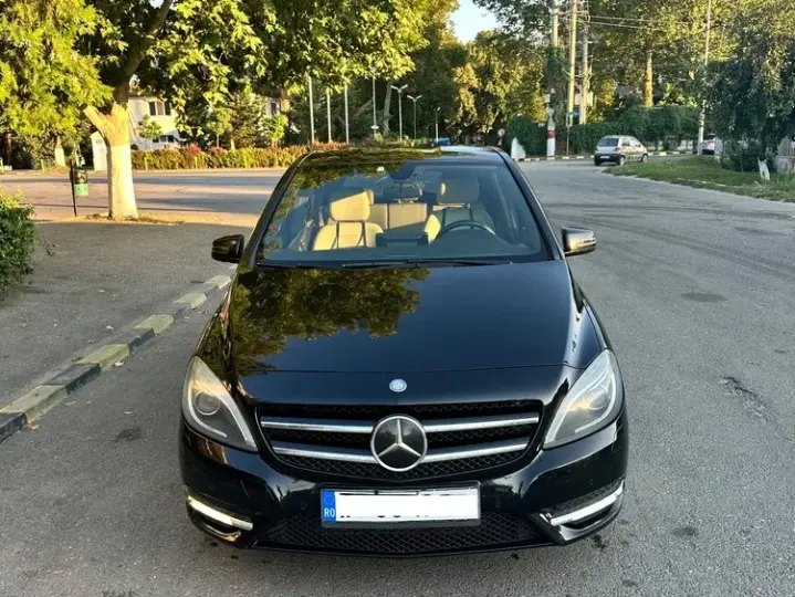Mercedes-Benz B 180 W246