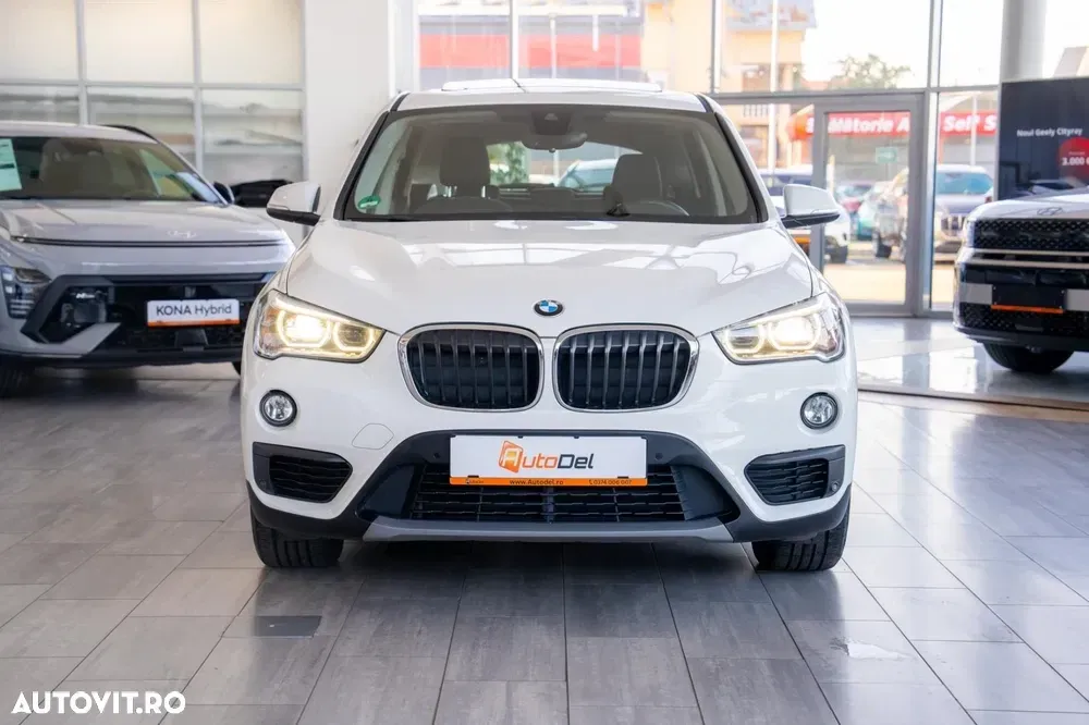 BMW X1 xDrive20i Aut. Advantage — imagine 5