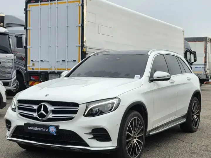 Mercedes-Benz GLC X253 300 4MATIC 9G-TRONIC AMG Line