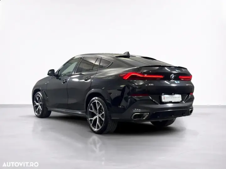 BMW X6 M M50i