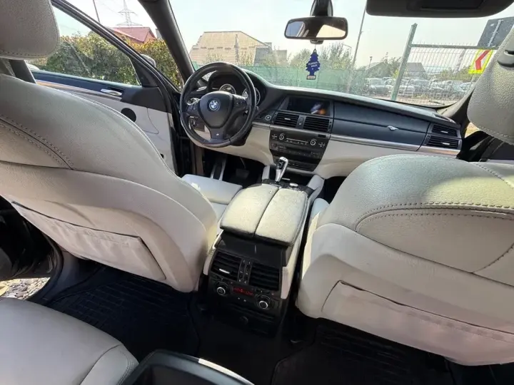BMW X6 E71 xDrive50i M Sport Edition