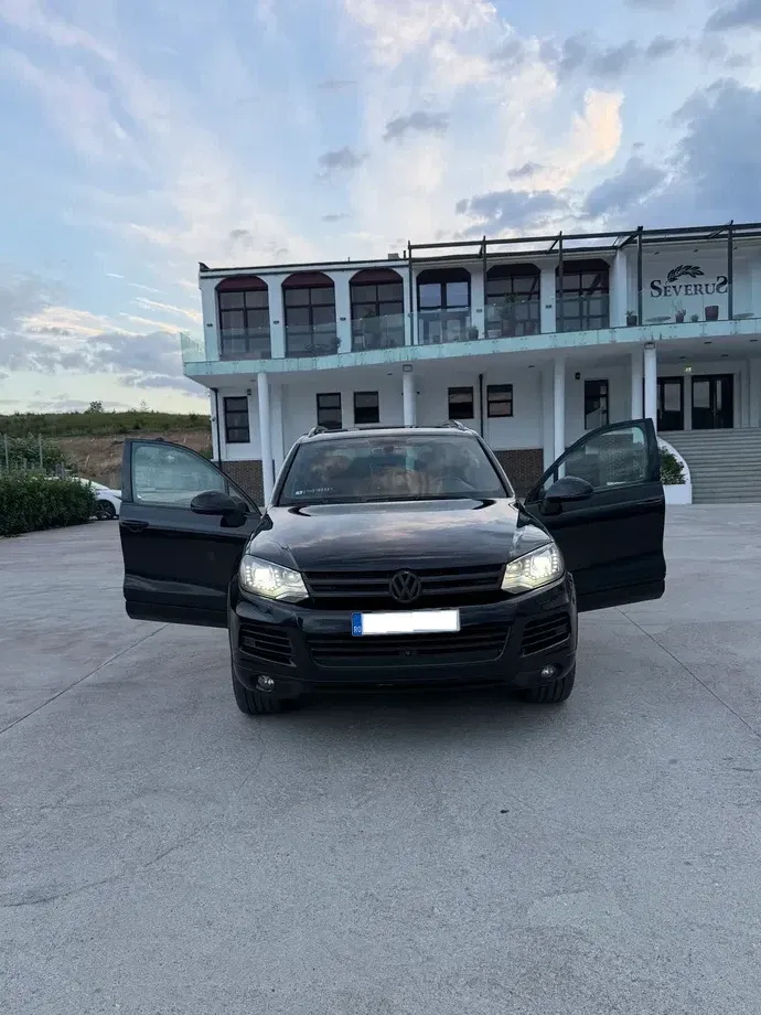 Volkswagen Touareg II 3.0 V6 TDI BMT Terrain Tech — imagine 3