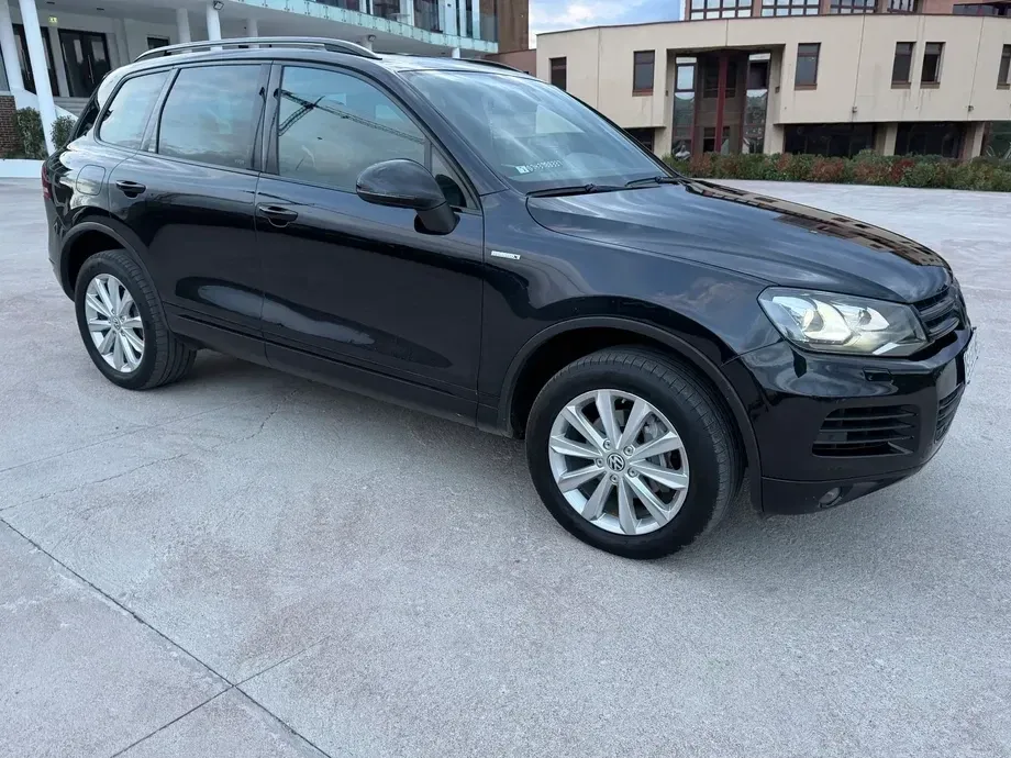 Volkswagen Touareg II 3.0 V6 TDI BMT Terrain Tech — imagine 6