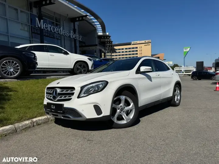 Mercedes-Benz GLA 180 7G-DCT UrbanStyle Edition