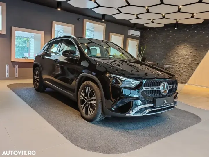 Mercedes-Benz GLA H247 180 d Aut.