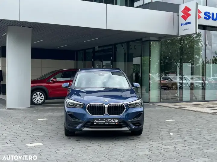 BMW X1 xDrive20i AT
