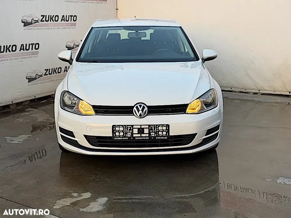 Volkswagen Golf 1.6 TDI DPF Trendline — imagine 2