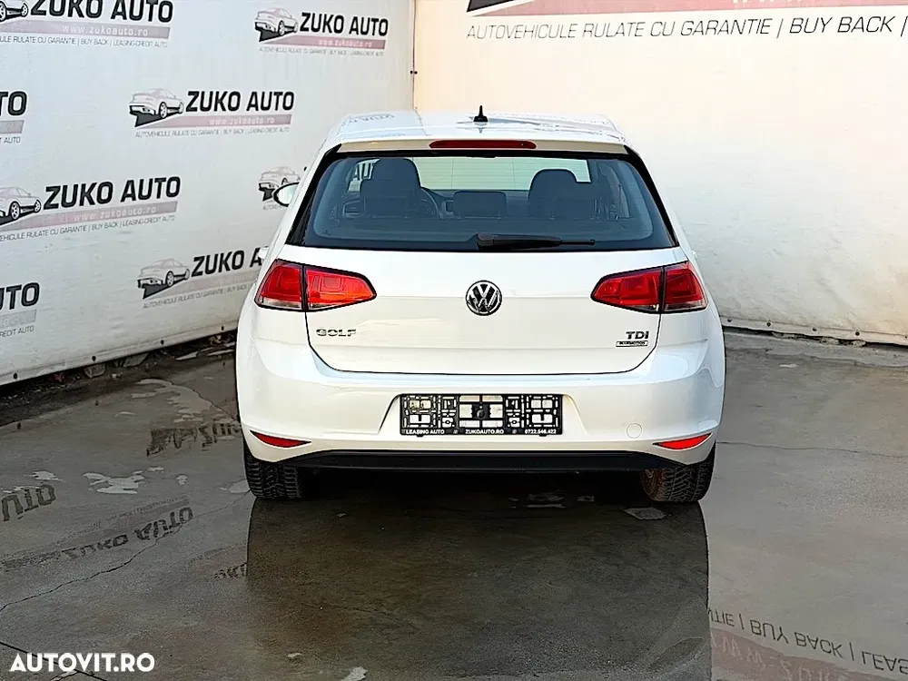 Volkswagen Golf 1.6 TDI DPF Trendline — imagine 5
