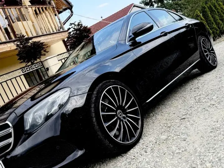 Mercedes-Benz E W213 350 D Aut.