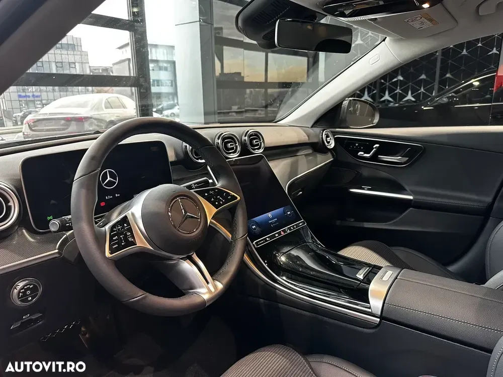 Mercedes-Benz C W206 180 MHEV — imagine 5