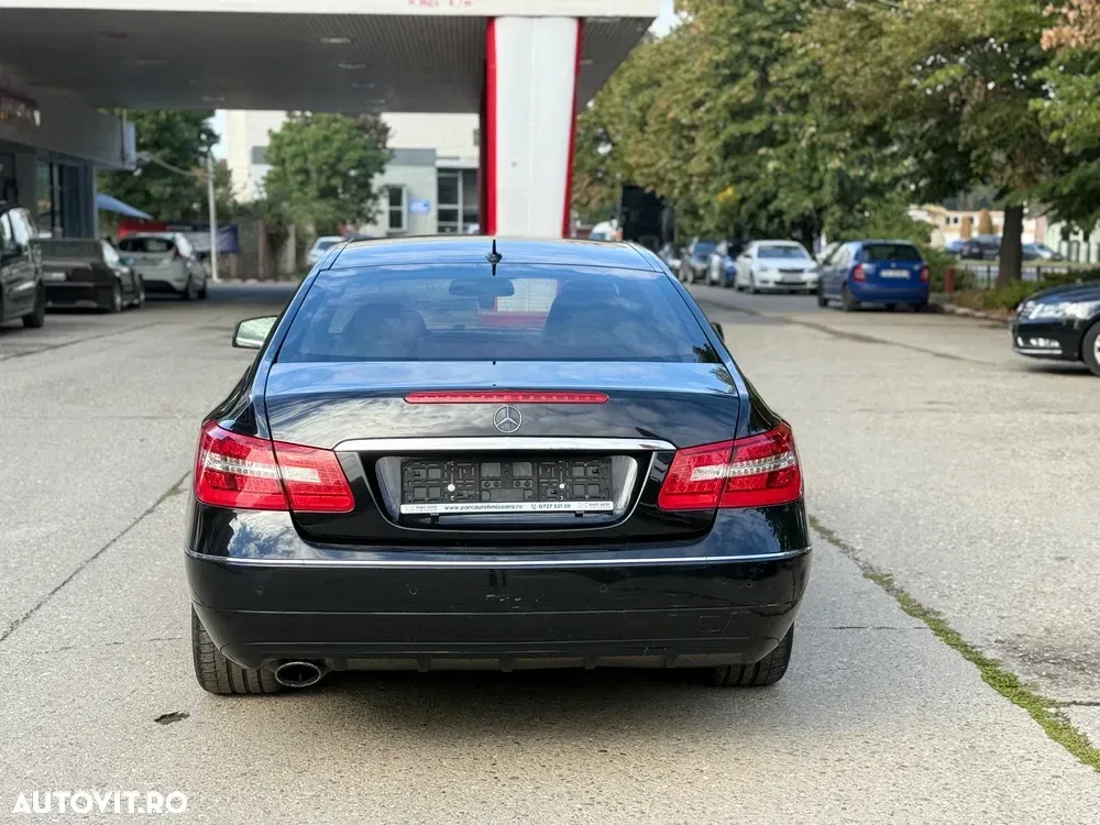 Mercedes-Benz E 220 d 9G-TRONIC Sport Edition — imagine 4