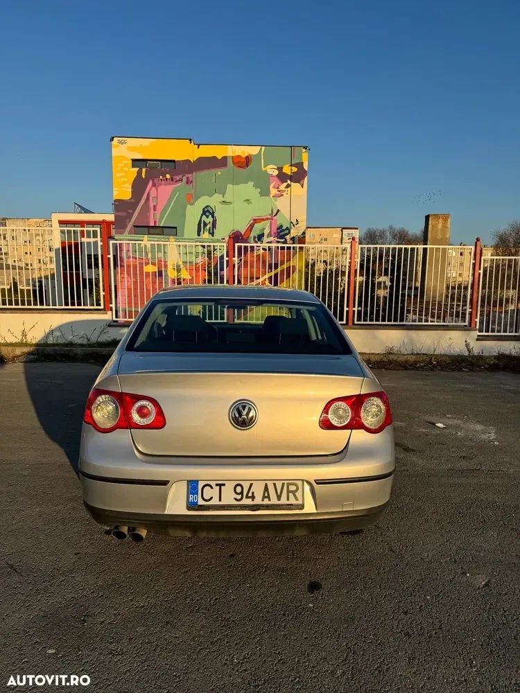 Volkswagen Passat B6 2.0TDI Comfortline DPF — imagine 3