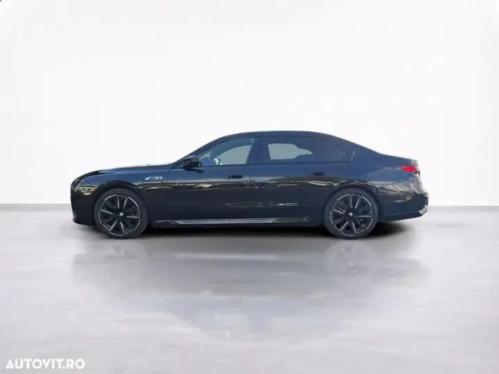 BMW M7 M760e xDrive AT PHEV