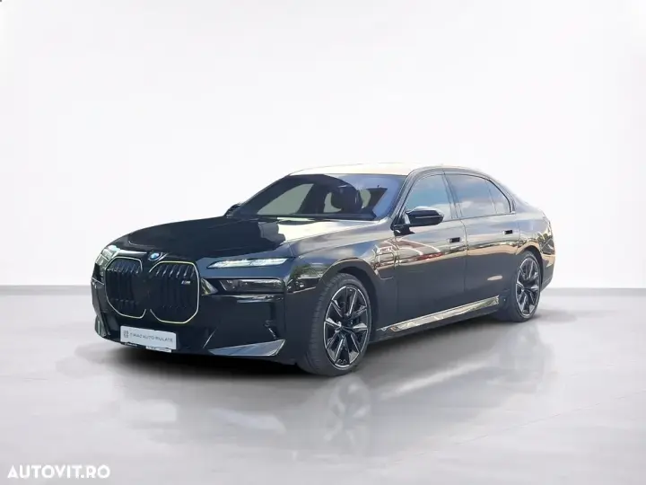 BMW M7 M760e xDrive AT PHEV