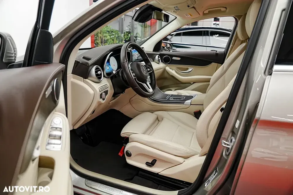 Mercedes-Benz GLC 300 de 4Matic 9G-TRONIC Exclusive — imagine 4