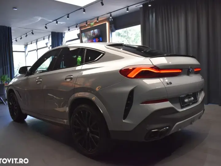BMW X6 M M60i xDrive AT MHEV