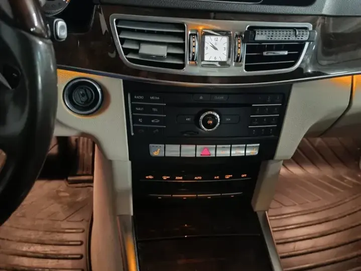Mercedes-Benz E 220 BlueTEC 4MATIC