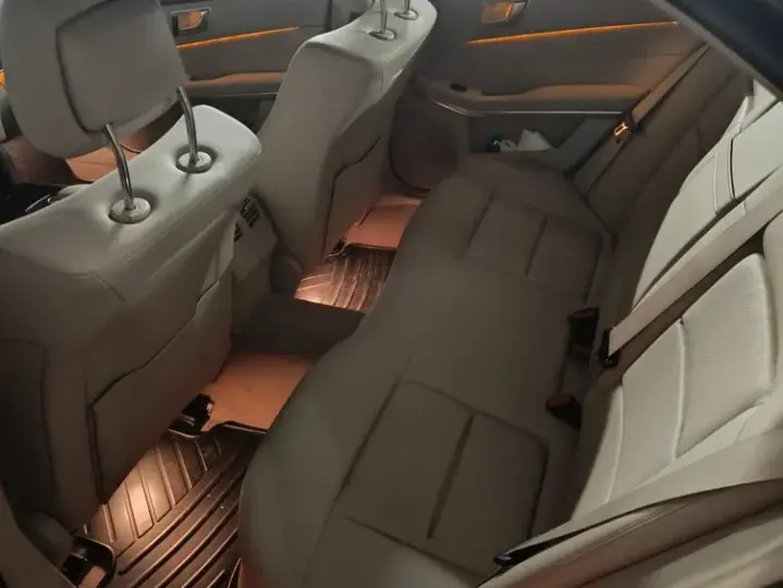 Mercedes-Benz E 220 BlueTEC 4MATIC