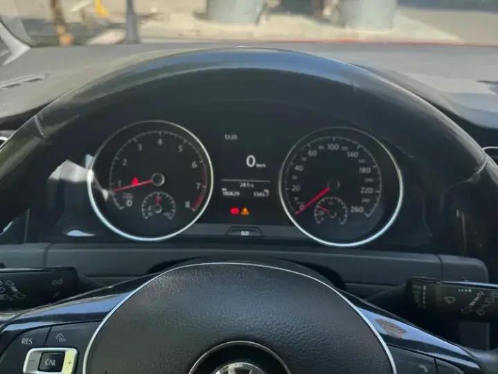 Volkswagen Golf VII 1.4 TSI BMT Highline