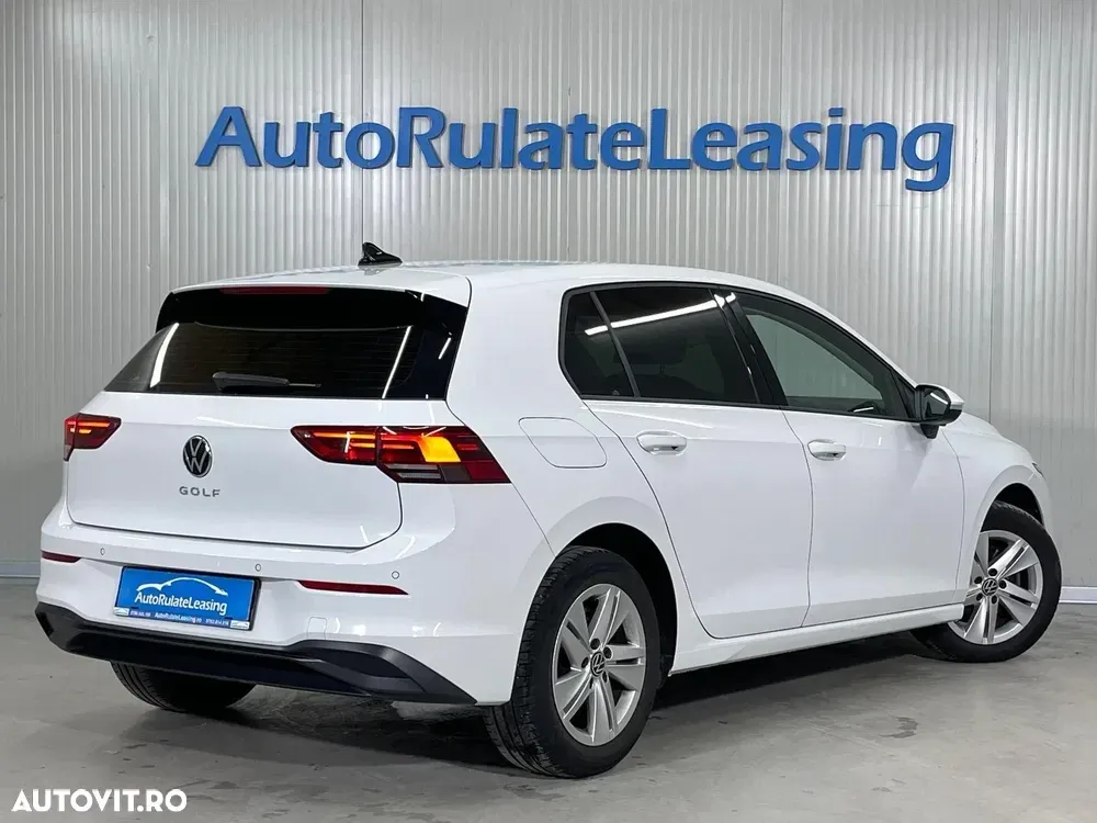 Volkswagen Golf VIII — imagine 4