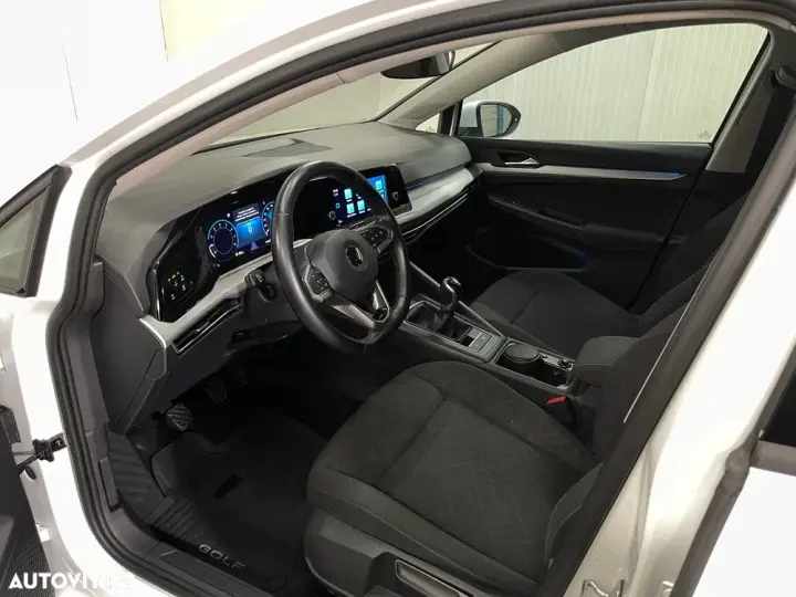 Volkswagen Golf VIII