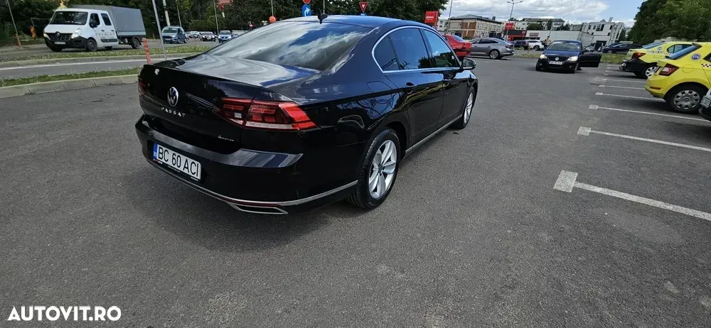 Volkswagen Passat B8 2.0 TDI DSG 4Mot Highline — imagine 3