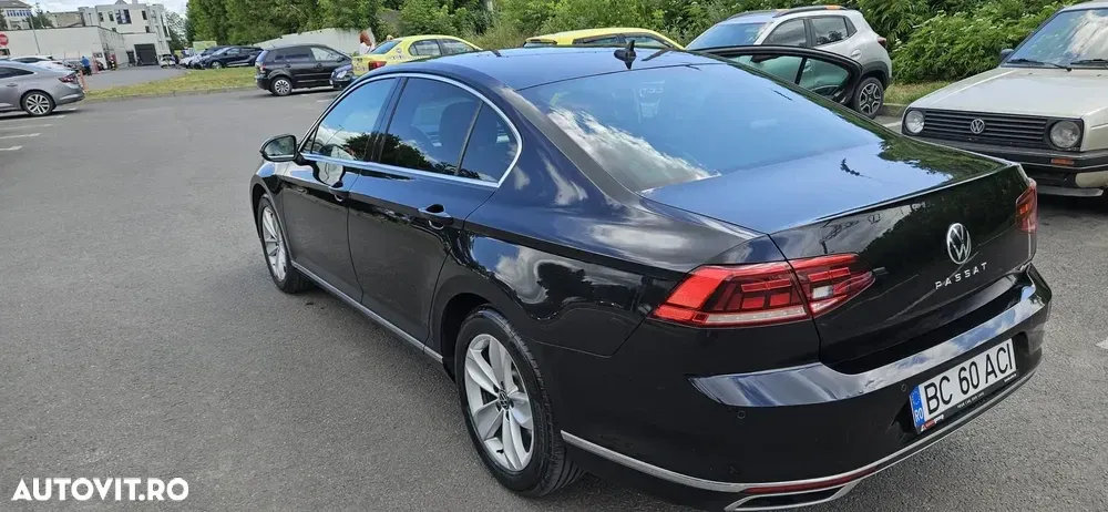 Volkswagen Passat B8 2.0 TDI DSG 4Mot Highline — imagine 4