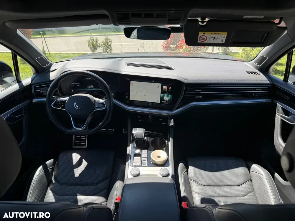 Volkswagen Touareg — imagine 6