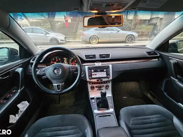 Volkswagen Passat B7 2.0 TDI BlueMotion Tehnology Highline