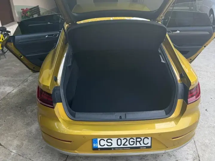 Volkswagen Arteon 2.0 TDI R-Line