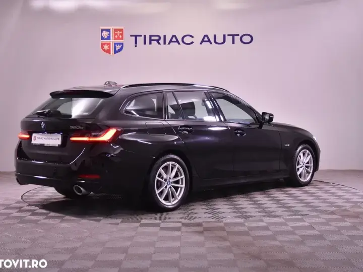 BMW Seria 3 320e xDrive Aut.