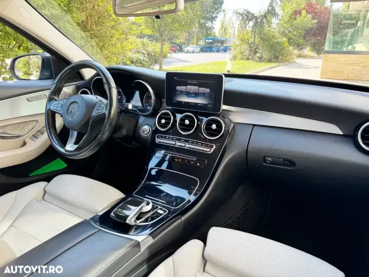 Mercedes-Benz C W205 250 d T-Modell Aut